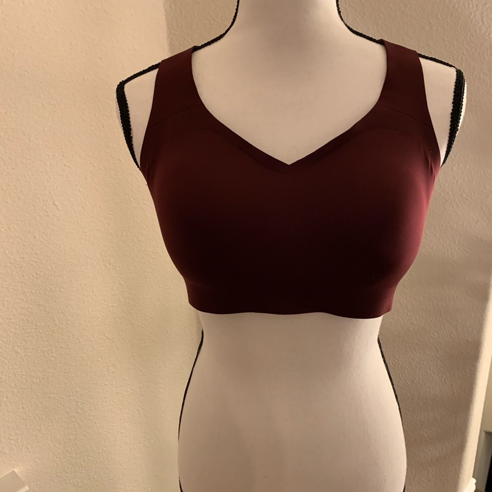 NWT Lululemon Enlite Bra